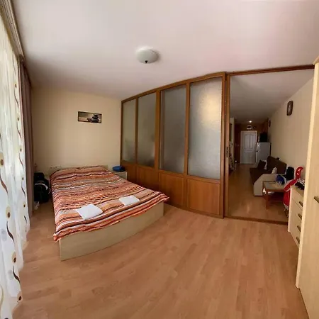 студия большая форт нокс панорама Apartment *