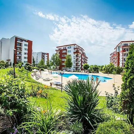 студия большая форт нокс панорама Apartment *